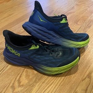 Hoka speed goat 5 mens 10.5